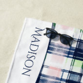 水彩名門私立校風の格子青ピンク名前をカスタムする ビーチタオル (インサイチュ)