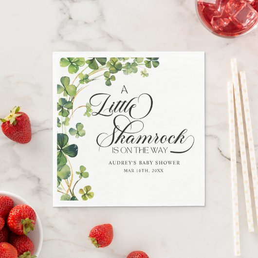 水彩小シャムロックスクリプトベビーシャワー スタンダードランチョンナプキン (インサイチュ)