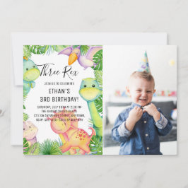 水彩恐竜3つレックス3つ誕生日の写真 招待状