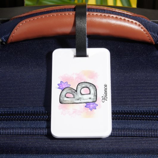 水彩文字B紫色の花 ラゲッジタグ (裏面インサイチュ4)