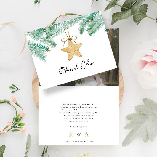 水彩松の枝の冬のウェディングフォト サンキューカード