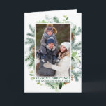 水彩松シーズンの挨拶グリーン折り畳み シーズンカード<br><div class="desc">水モダン色エレガント緑の松のフレームと松のコーン季節のグリーティングフォトホリデーカード</div>