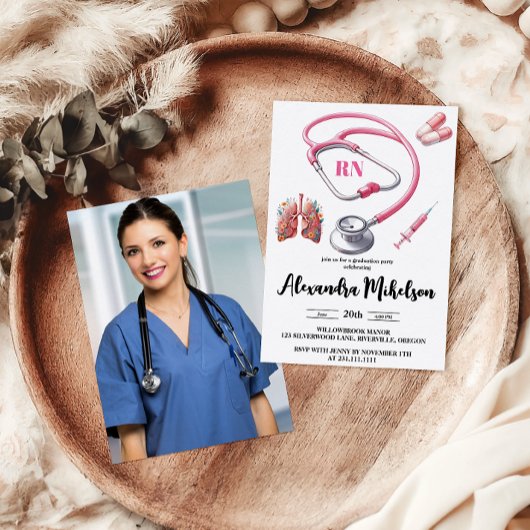 水彩桃色看護学校卒業 招待状