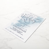 水彩洗浄 |ブルーとシルバーフォイル結婚ズ 箔招待状 (回転した状態)