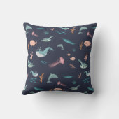 水彩海海獣ブルーパターン クッション (裏面)