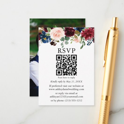 水彩混色フローラ写真結婚のQR RSVP エンクロージャーカード (正面/裏面インサイチュ)