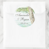 水彩湖とカーブツリーハート ラウンドシール (バッグ)