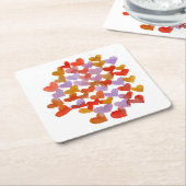 水彩溶融ハート – レトロ ラウンドペーパーコースター (アングル)