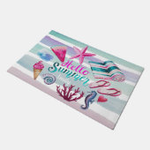 水彩画のこんにちは夏のモノグラムのビーチは縞で飾ります ドアマット (アングル)