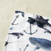 水彩画のクジラ及びいかりパターン ビーチタオル (インサイチュ)