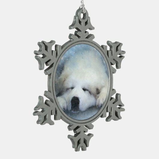 水彩画のグレート・ピレニーズの睡眠の子犬 スノーフレークピューターオーナメント (左)