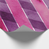 水彩画のシェブロンの抽象的なピンクの紫色のジグザグ形 ラッピングペーパー (角)