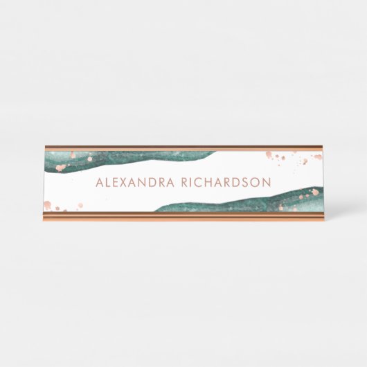 水彩画のティール（緑がかった色）およびのどのばら色の金ゴールドGeode デスクネームプレート (正面)