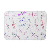 水彩画のトンボのピンクのラベンダーの青い白 バスマット (正面)