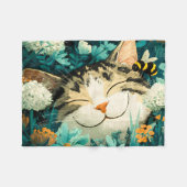 水彩画のハチと眠るネコの花園 フリースブランケット (正面(横))