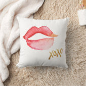 水彩画の唇及び金ゴールドホイルXOXO クッション (ブランケット)