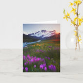 水彩画の山と花　カスタマイズ可能 カード (黄色い花)