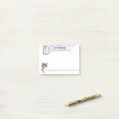 水彩画の指導カウンセラーのノートのしぶき ポストイット (デスク上)