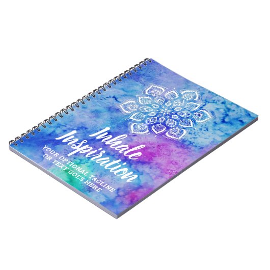 水彩画の曼荼羅の形而上学的で精神的なヨガ ノートブック (左側)