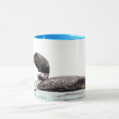 水彩画の水潜り鳥の芸術 マグカップ (中央)