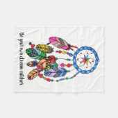 水彩画の虹の夢のキャッチャー及び活気づけるな単語 フリースブランケット (正面(横))