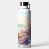 水彩画の貝殻のあるビーチの風景 ウォーターボトル (背面)