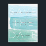 水彩画グラデーション面ストライプポストカードの保存 案内ポストカード<br><div class="desc">この日付モダン葉書を保存するには、3つの水色ブラシストロークが青い効果でグラデーションある。これカスタマイズは、日付を保存するための詳細と日付のユニークポストカードを保存する。ビーチ結婚式、航海の結婚や目的地の結婚式に最適。</div>