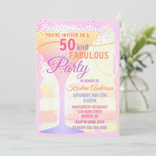 水彩画ピンクのストライプのな50およびすばらしい誕生日 招待状 (スタンド正面)