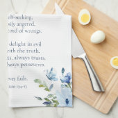 水彩画愛は忍耐強く青く白い台所です キッチンタオル (四つ折り)