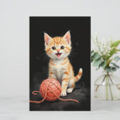 水彩画風の遊び心あふれる子猫と毛糸 便箋 (スタンド正面)