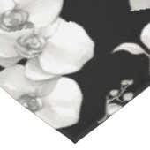 水彩白オーキッドオンブラック | テーブルクロス (アングル)