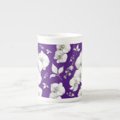 水彩白オーキッドon紫 | ボーンチャイナマグカップ (正面)