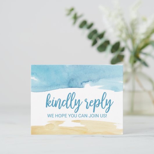 水彩砂と海のメニュー選択RSVP インビテーションポストカード (スタンド正面)