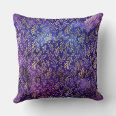 水彩紫色の模様(金ゴールド付き葉) クッション (裏面)