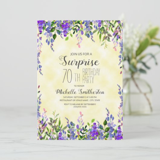 水彩色ラベンダーイエローサプライズ70誕生日 招待状 (スタンド正面)