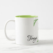 水彩色ラベンダーユーカリプトゥスモノグラム文字T ツートーンマグカップ (左)