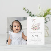 水彩花冠白鳥プリンセス誕生日写真 招待状 (スタンド正面)