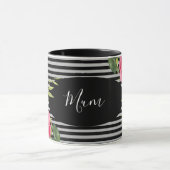 水彩赤とピンクの花ブラックグレーのストライプ花 マグカップ (中央)