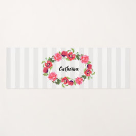 水彩赤とピンクの花リース楕円デザイン ヨガマット