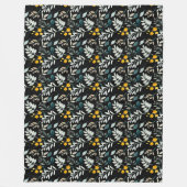 水彩野の花と離れ黒の模様 フリースブランケット (正面)