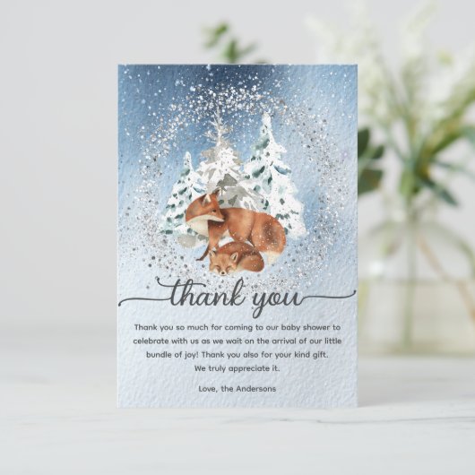 水彩雪の冬の松の木々ベビーママキツネ サンキューカード (スタンド正面)