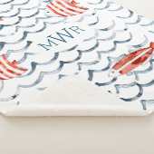 水彩魚の赤と青のモノグラム シェルパブランケット (3/4)