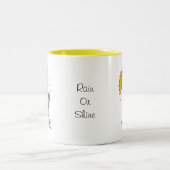 水彩黄色い傘を持つ少女 ツートーンマグカップ (中央)