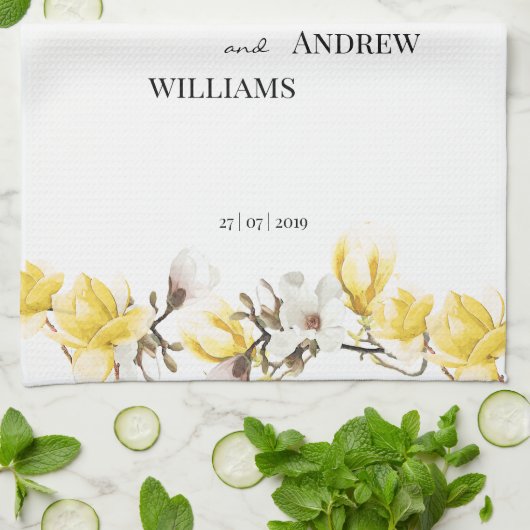 水彩黄色と白マグノリアの花 キッチンタオル (折り畳み)