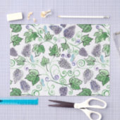 水彩黒ブドウのつる植物と蝶 薄葉紙 (クラフト)