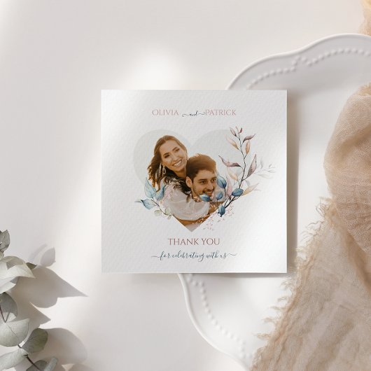 水彩 秋の緑のユーカリとローズゴールド 招待状