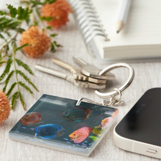 水族館をテーマにした水槽 キーホルダー (正面右)