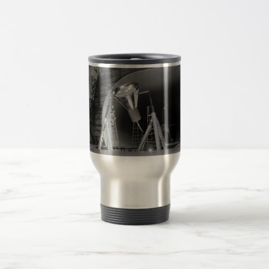 水星の宇宙カプセルはテスト1959年を経ます トラベルマグ (中央)