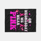 水曜日に私たち衣服ピンクリボン乳がんAwa フリースブランケット (正面(横))