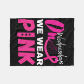 水曜日に私たち衣服ピンク乳がん認識度 フリースブランケット (正面(横))